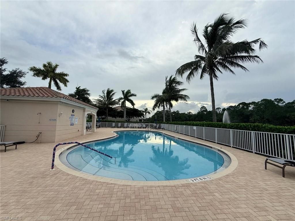 1425 Weeping Willow Ct, Cape Coral, FL 33909 Photo