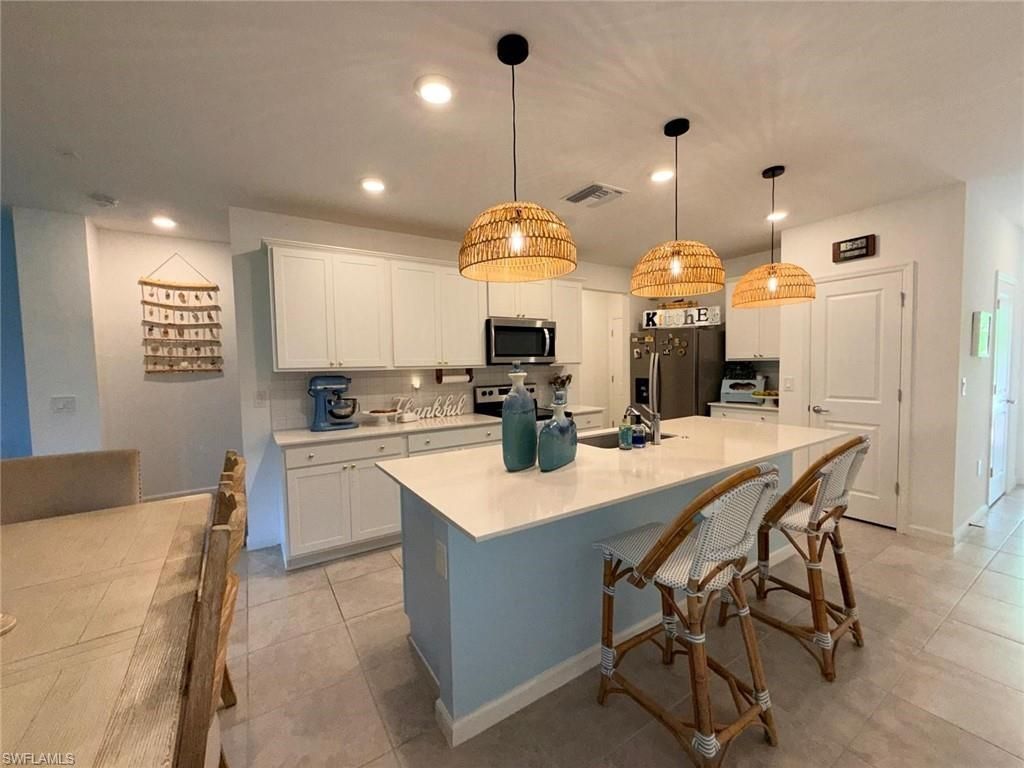 1425 Weeping Willow Ct, Cape Coral, FL 33909 Photo