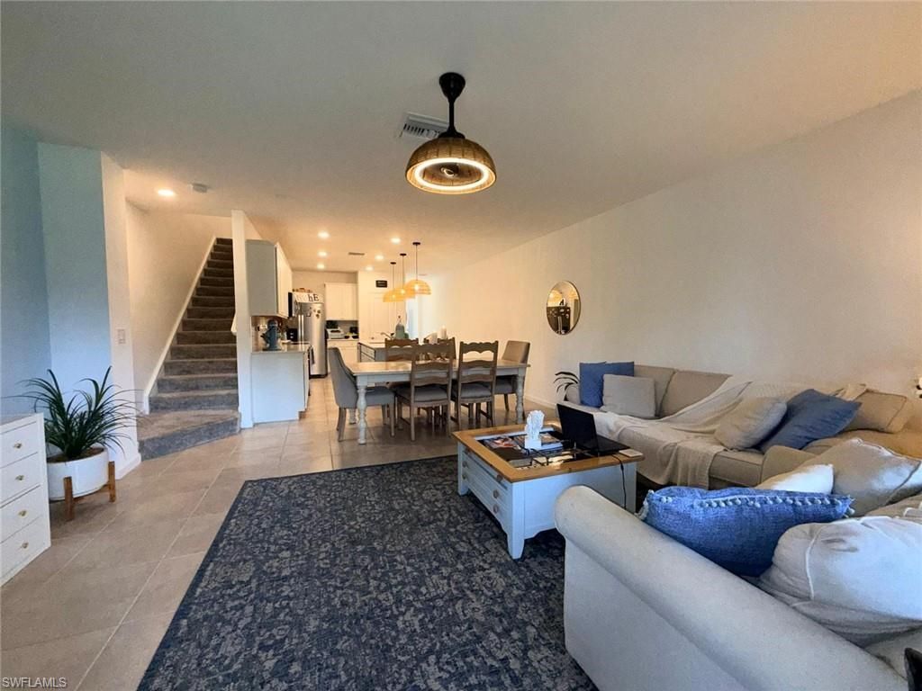 1425 Weeping Willow Ct, Cape Coral, FL 33909 Photo