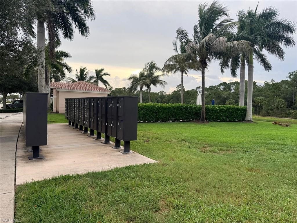 1425 Weeping Willow Ct, Cape Coral, FL 33909 Photo