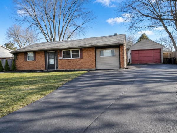5230 Wyandot Place , Hilliard, OH 43026