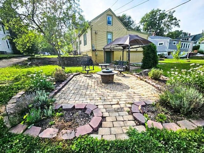 410 N Franklin Street, Delaware, OH 43015 Photo 4