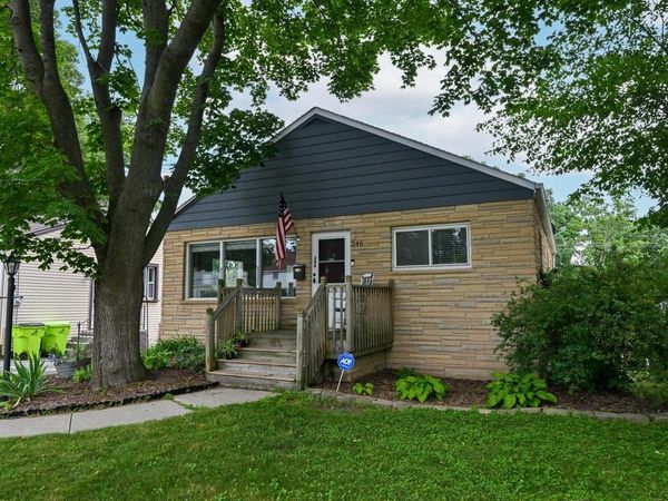 246 North AVENUE, Hartland, WI 53029
