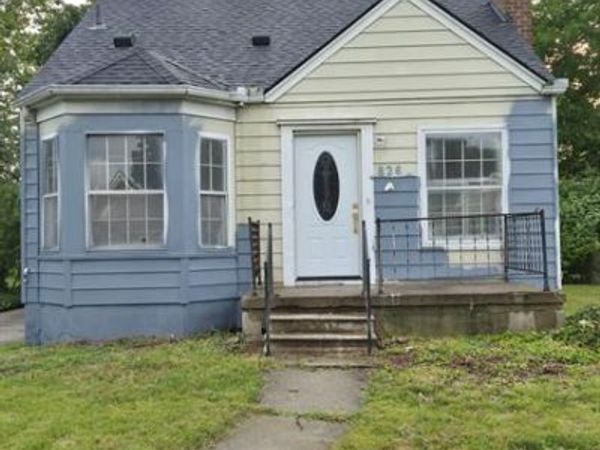 826 Etowah Avenue, Royal Oak, MI 48067