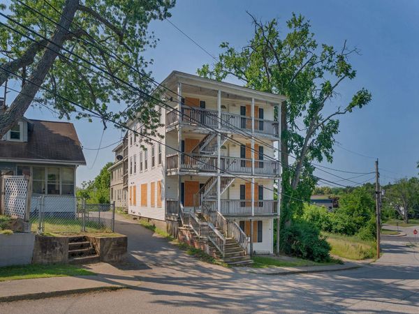26 Nason Street , Sanford, ME 04073