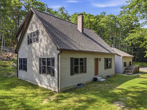 275 Hinks Road , Jefferson, ME 04348