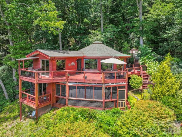 632 Dogwood Trail, Waynesville, NC 28786