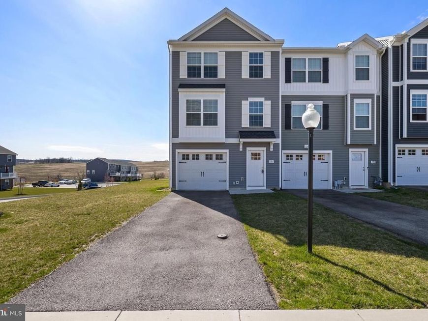 43 Justify Drive, Hanover, PA 17331 Main Photo