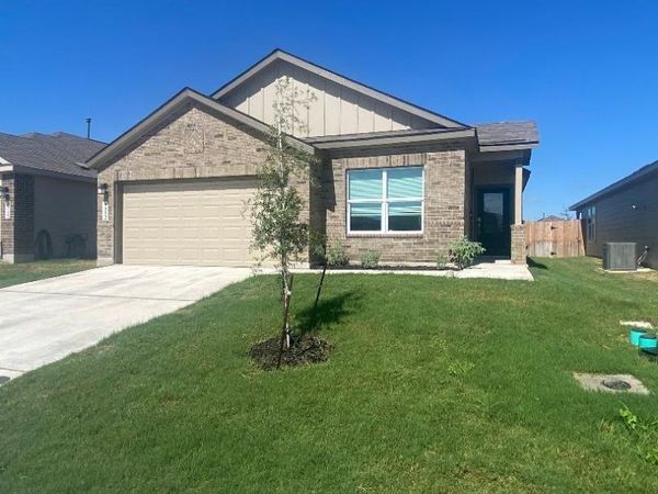 9052 Rancher TRL , Seguin, TX 78155