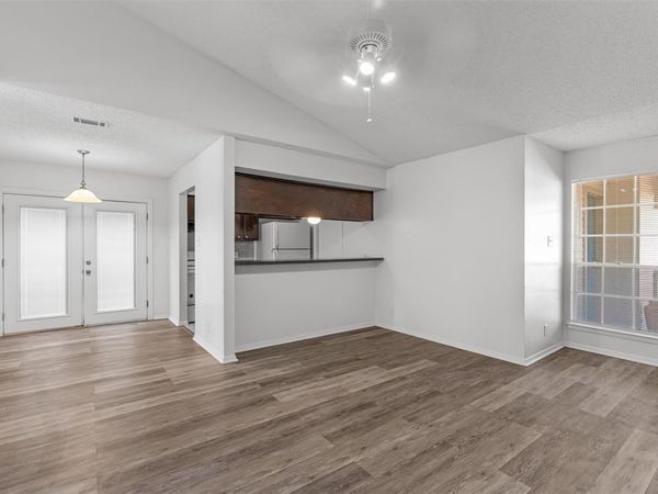 8703 Pineridge DR, Unit B, Austin, TX 78729