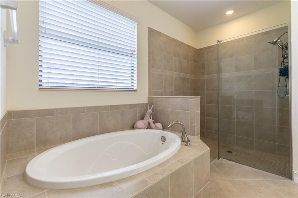 7807 Bucks Run Dr, Naples, FL 34120 Photo