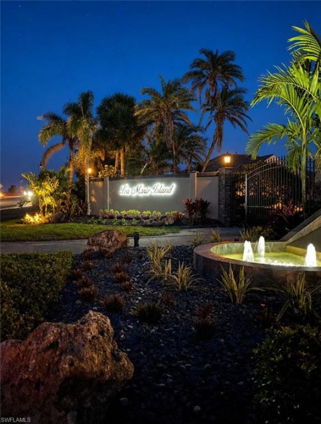 4001 Lea Marie Island Dr, Port Charlotte, FL 33952 Photo