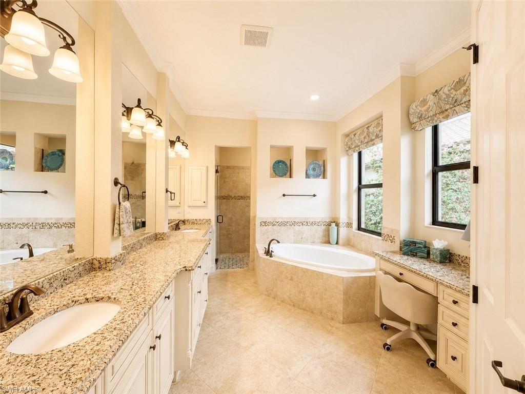 9871 Corso Bello Dr , Naples, FL 34113 Photo