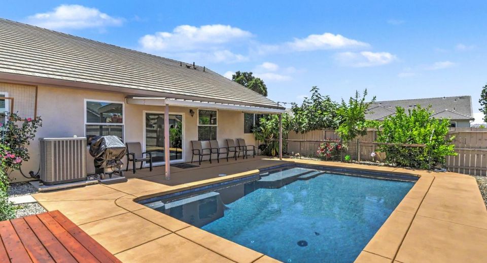 327 Manor Dr, Ione, CA 95640 Photo