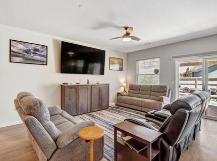 327 Manor Dr, Ione, CA 95640 Photo