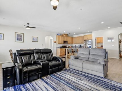 327 Manor Dr, Ione, CA 95640 Photo