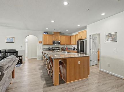327 Manor Dr, Ione, CA 95640 Photo