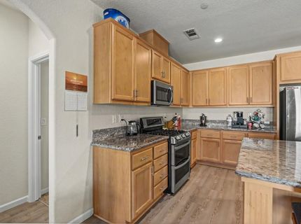 327 Manor Dr, Ione, CA 95640 Photo