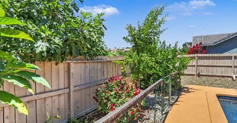 327 Manor Dr, Ione, CA 95640 Photo