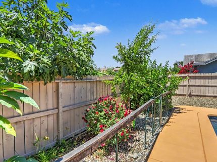 327 Manor Dr, Ione, CA 95640 Photo