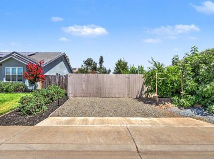 327 Manor Dr, Ione, CA 95640 Photo
