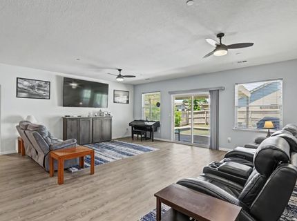 327 Manor Dr, Ione, CA 95640 Photo