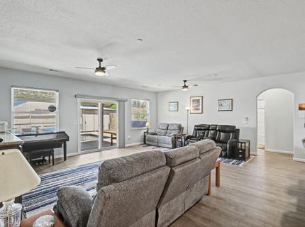 327 Manor Dr, Ione, CA 95640 Photo