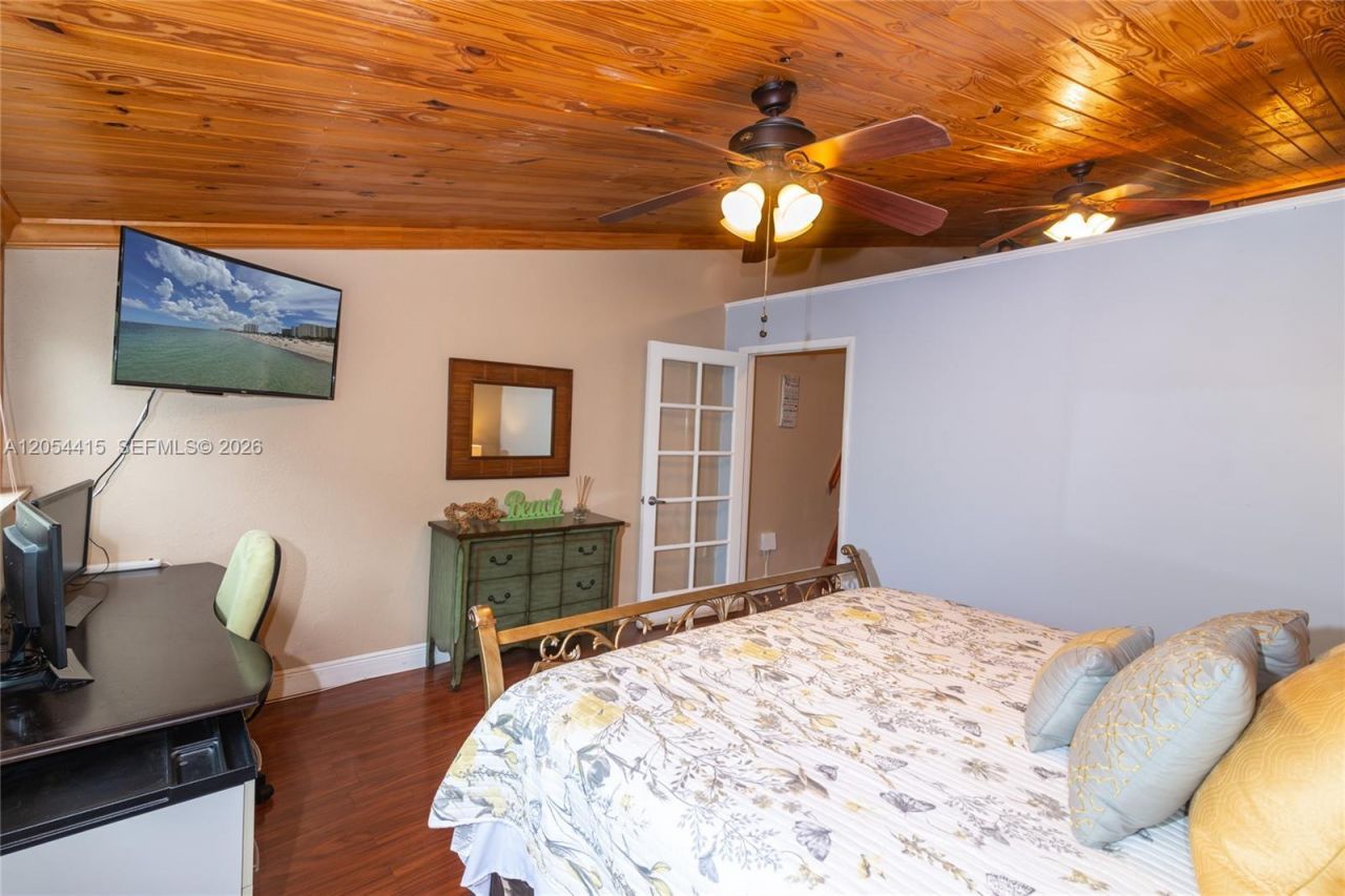 87200 Overseas Hwy, Unit E4, Plantation Key, FL 33036 Photo