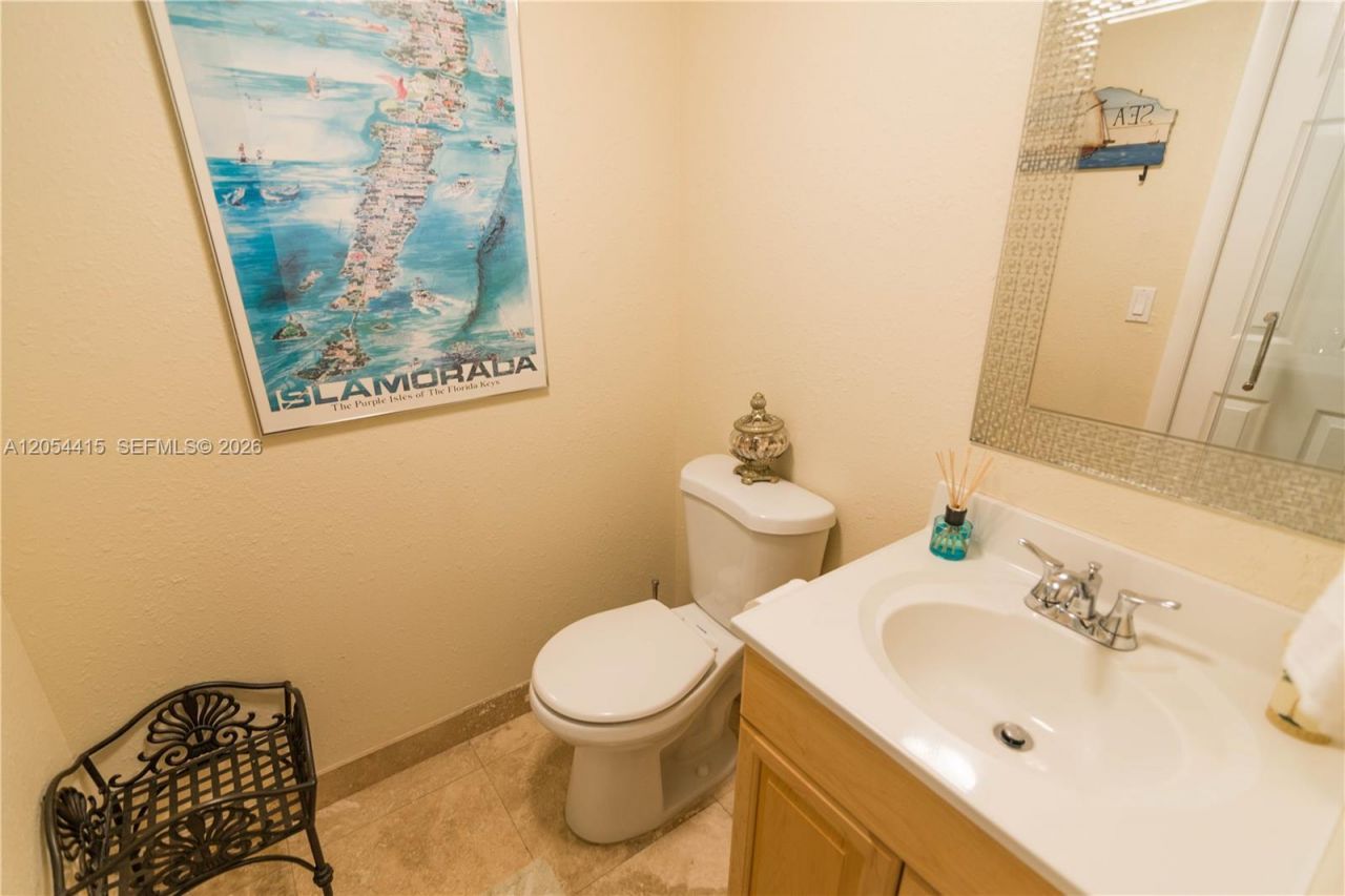 87200 Overseas Hwy, Unit E4, Plantation Key, FL 33036 Photo