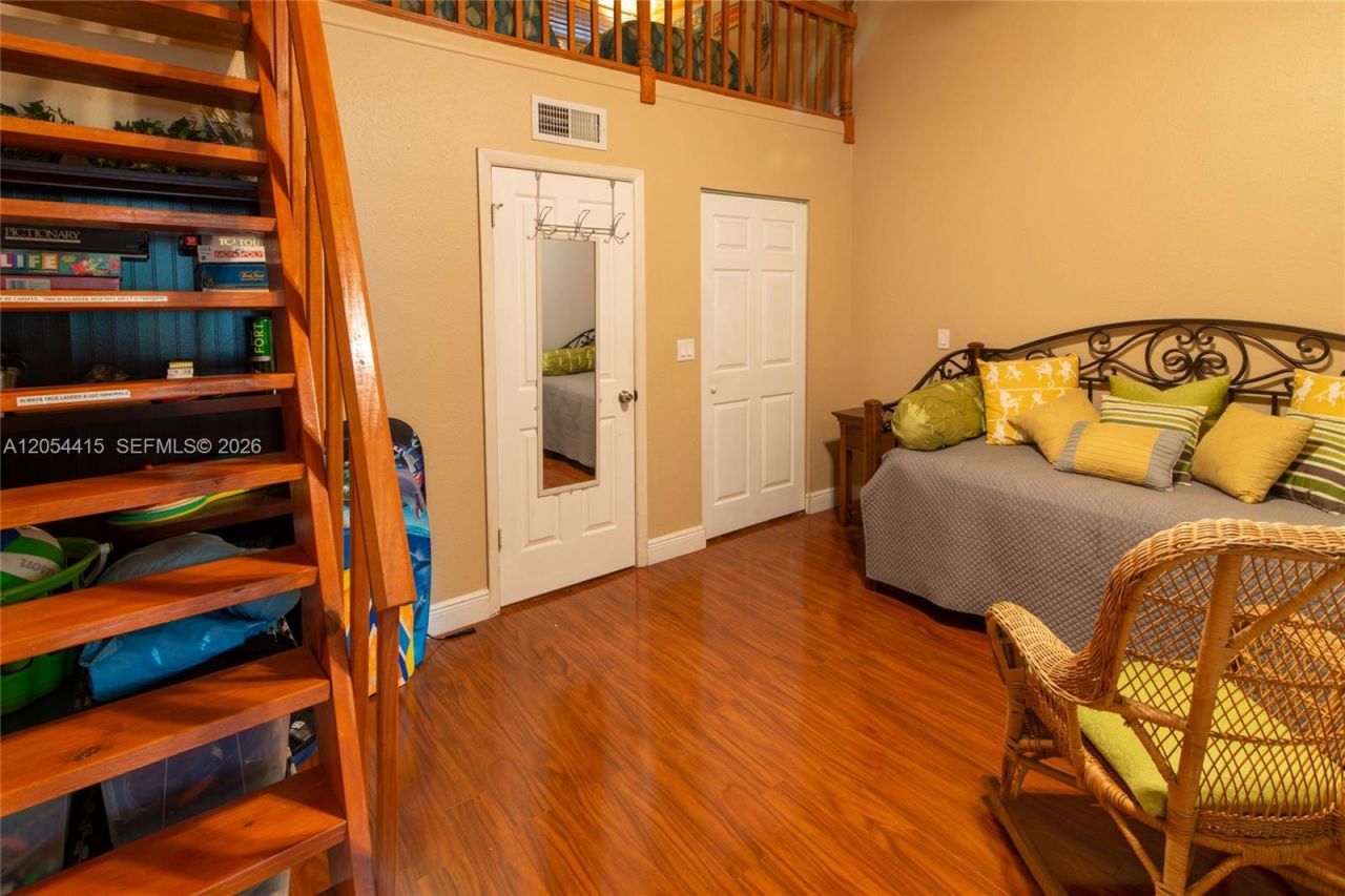 87200 Overseas Hwy, Unit E4, Plantation Key, FL 33036 Photo