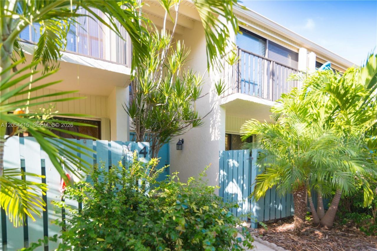 87200 Overseas Hwy, Unit E4, Plantation Key, FL 33036 Photo