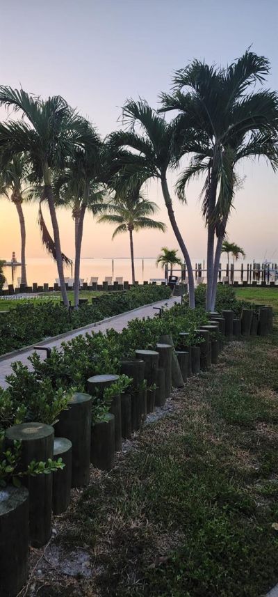 87200 Overseas Hwy, Unit E4, Plantation Key, FL 33036 Photo