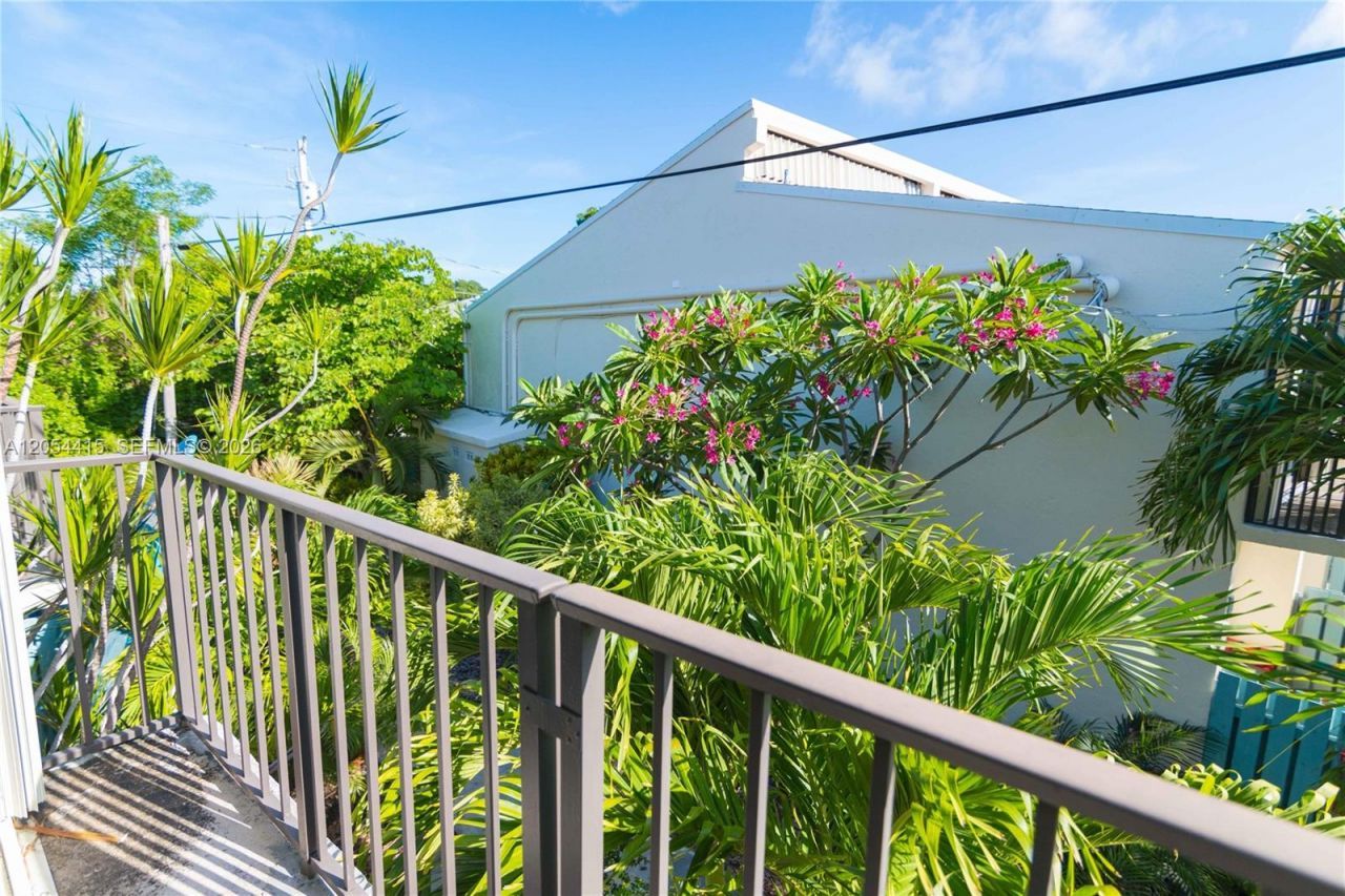 87200 Overseas Hwy, Unit E4, Plantation Key, FL 33036 Photo