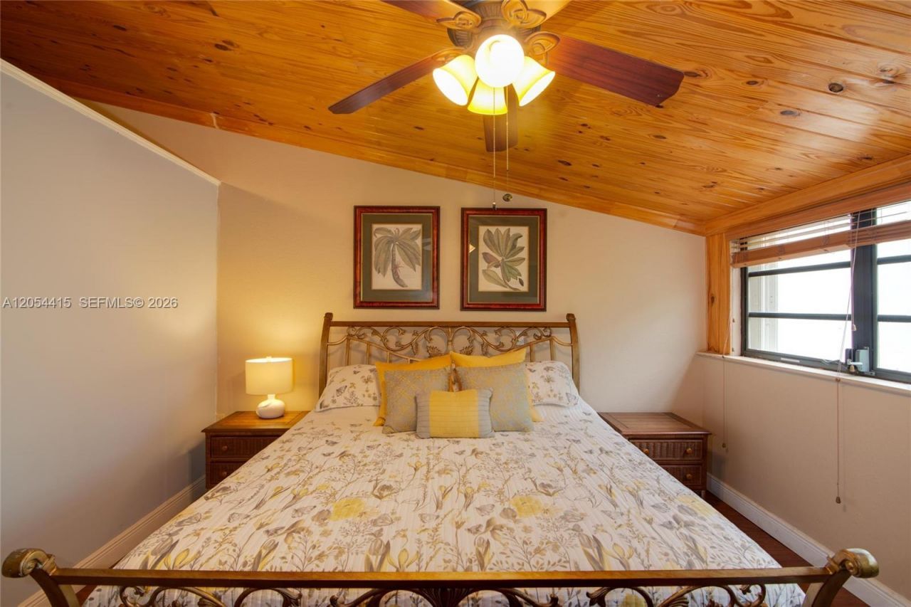87200 Overseas Hwy, Unit E4, Plantation Key, FL 33036 Photo