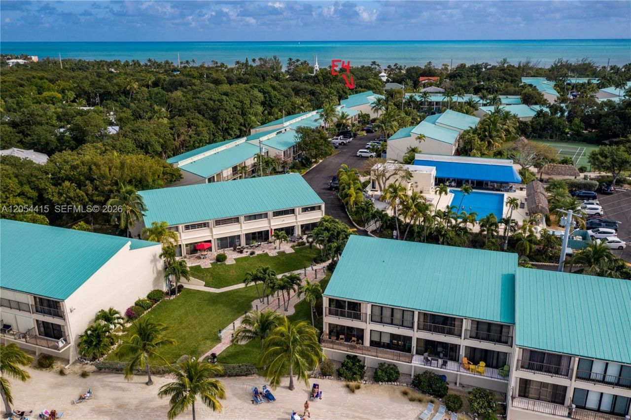 87200 Overseas Hwy, Unit E4, Plantation Key, FL 33036 Photo