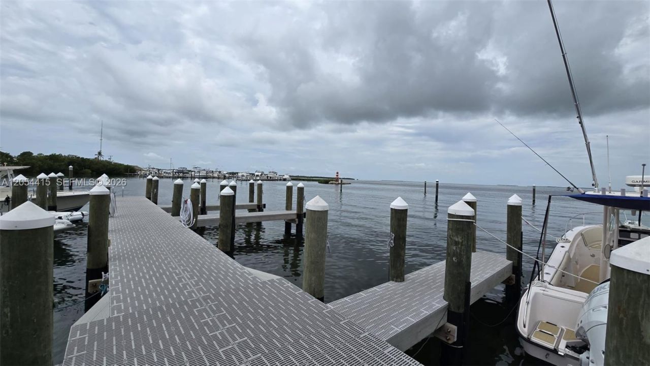 87200 Overseas Hwy, Unit E4, Plantation Key, FL 33036 Photo