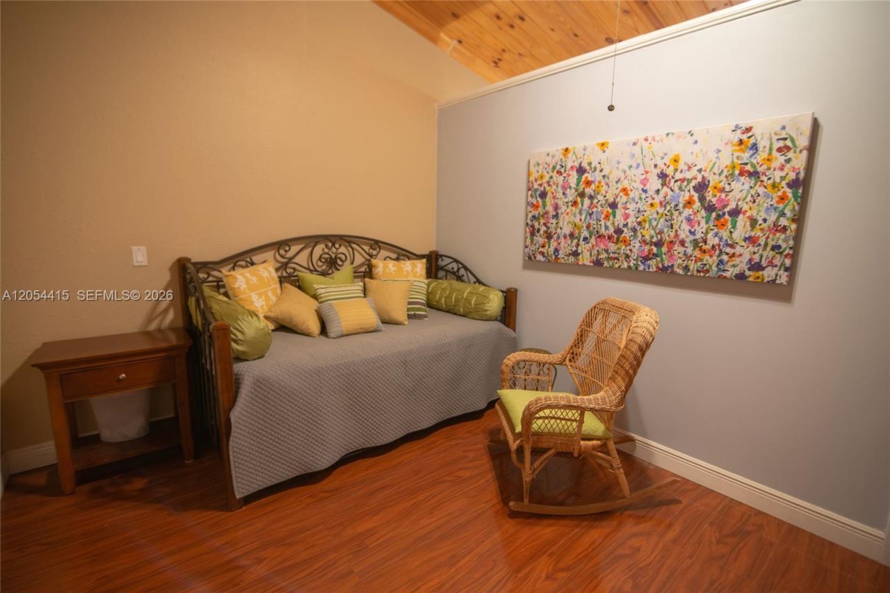 87200 Overseas Hwy, Unit E4, Plantation Key, FL 33036 Photo