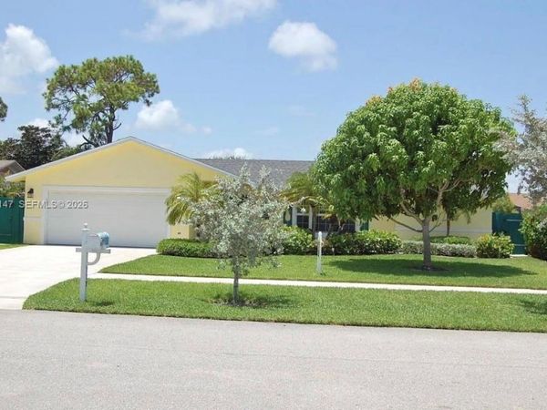117 Chapel ln , Tequesta, FL 33469