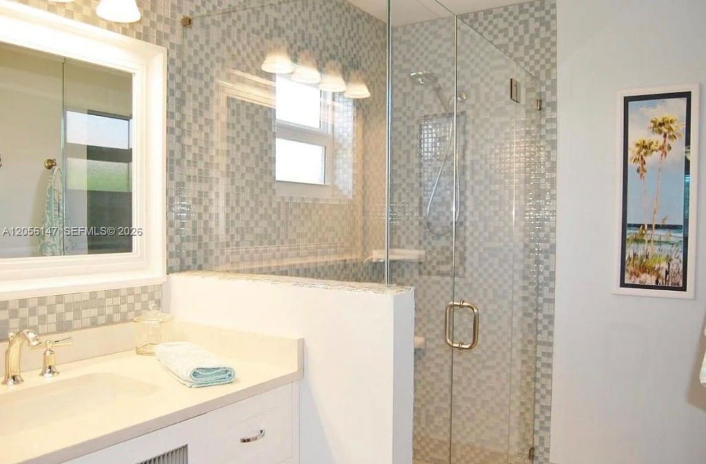 117 Chapel Ln , Tequesta, FL 33469 Photo