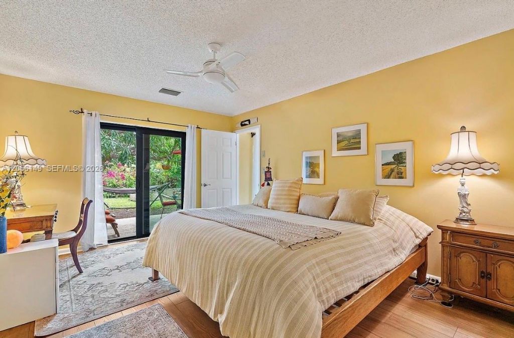 154 Chapel Ln , Tequesta, FL 33469 Photo