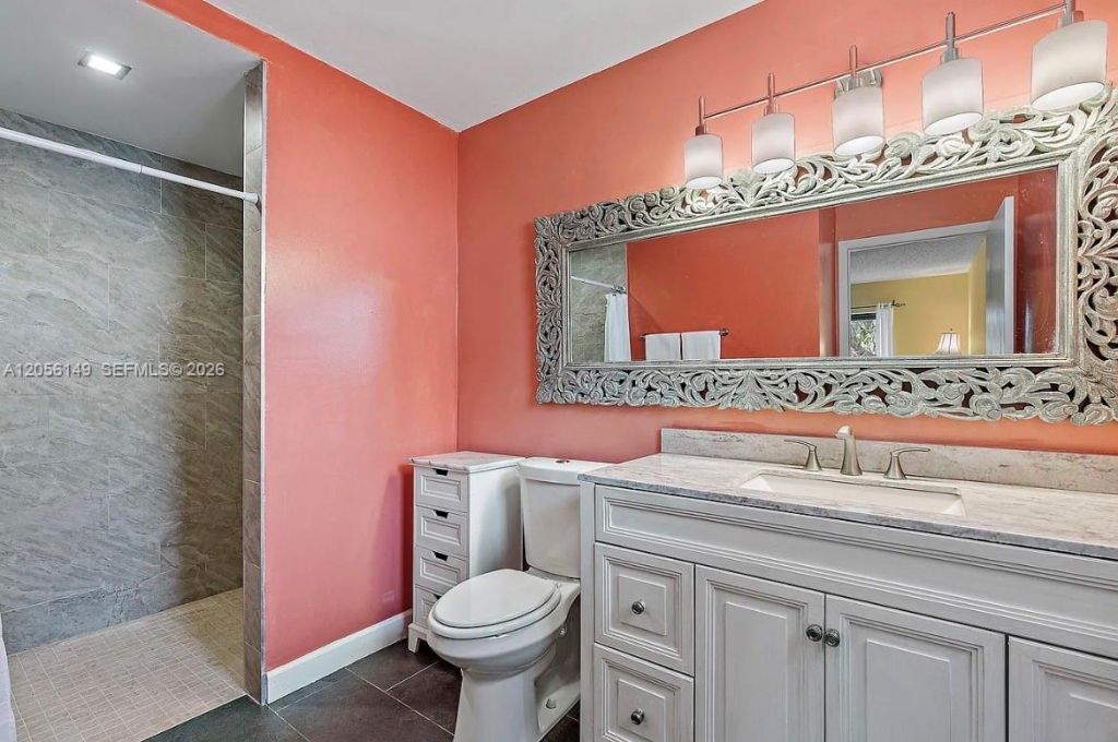 154 Chapel Ln , Tequesta, FL 33469 Photo
