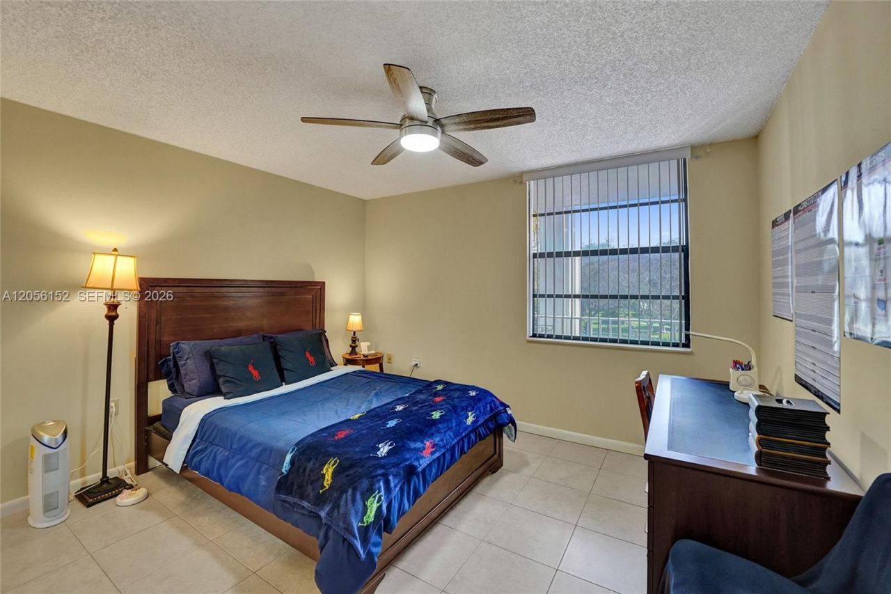 1713 Whitehall Dr , Unit 304, Davie, FL 33324 Photo