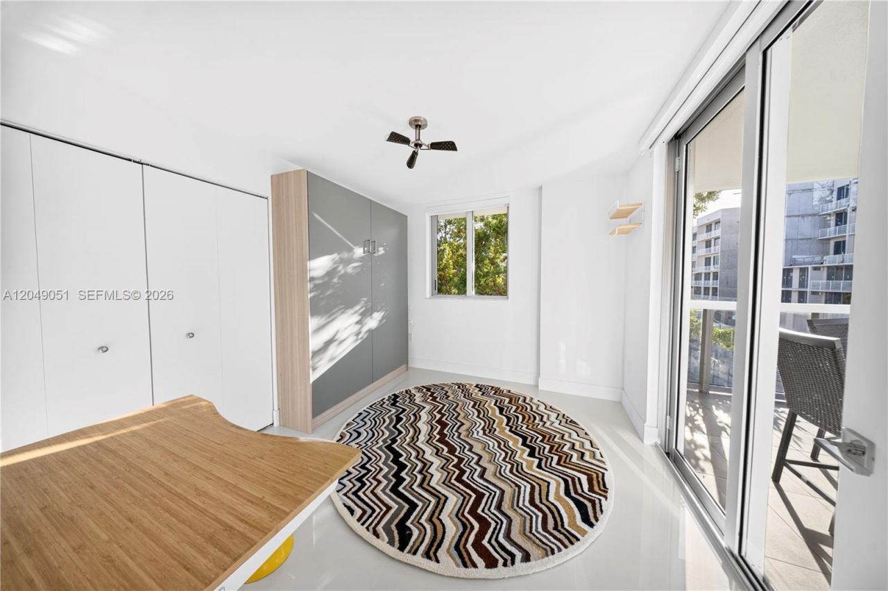 1100 100th St, Unit 401, Bay Harbor Islands, FL 33154 Photo