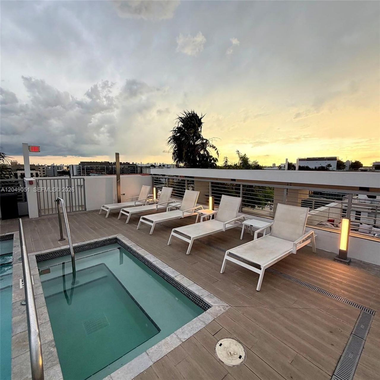 1100 100th St, Unit 401, Bay Harbor Islands, FL 33154 Photo