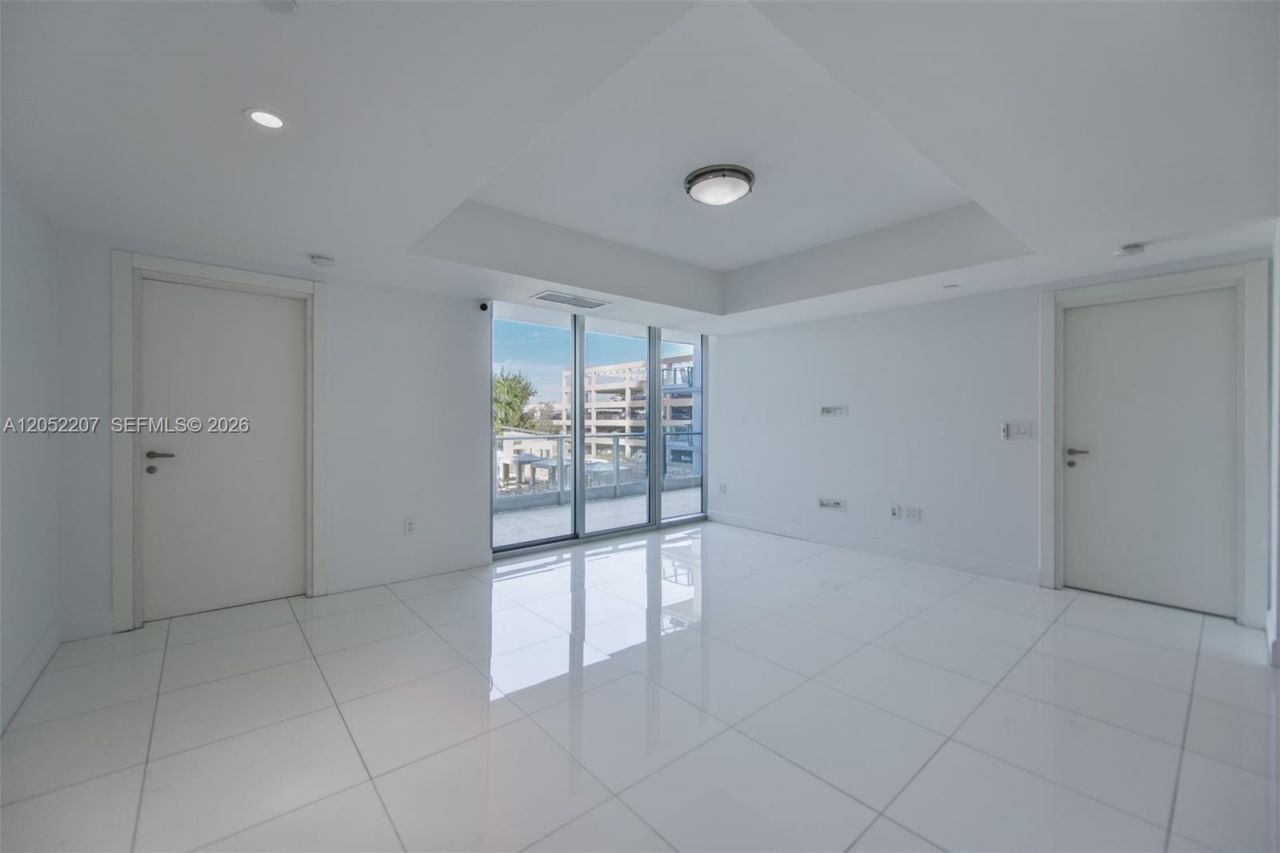 2627 S Bayshore Dr , Unit 604, Miami, FL 33133 Photo