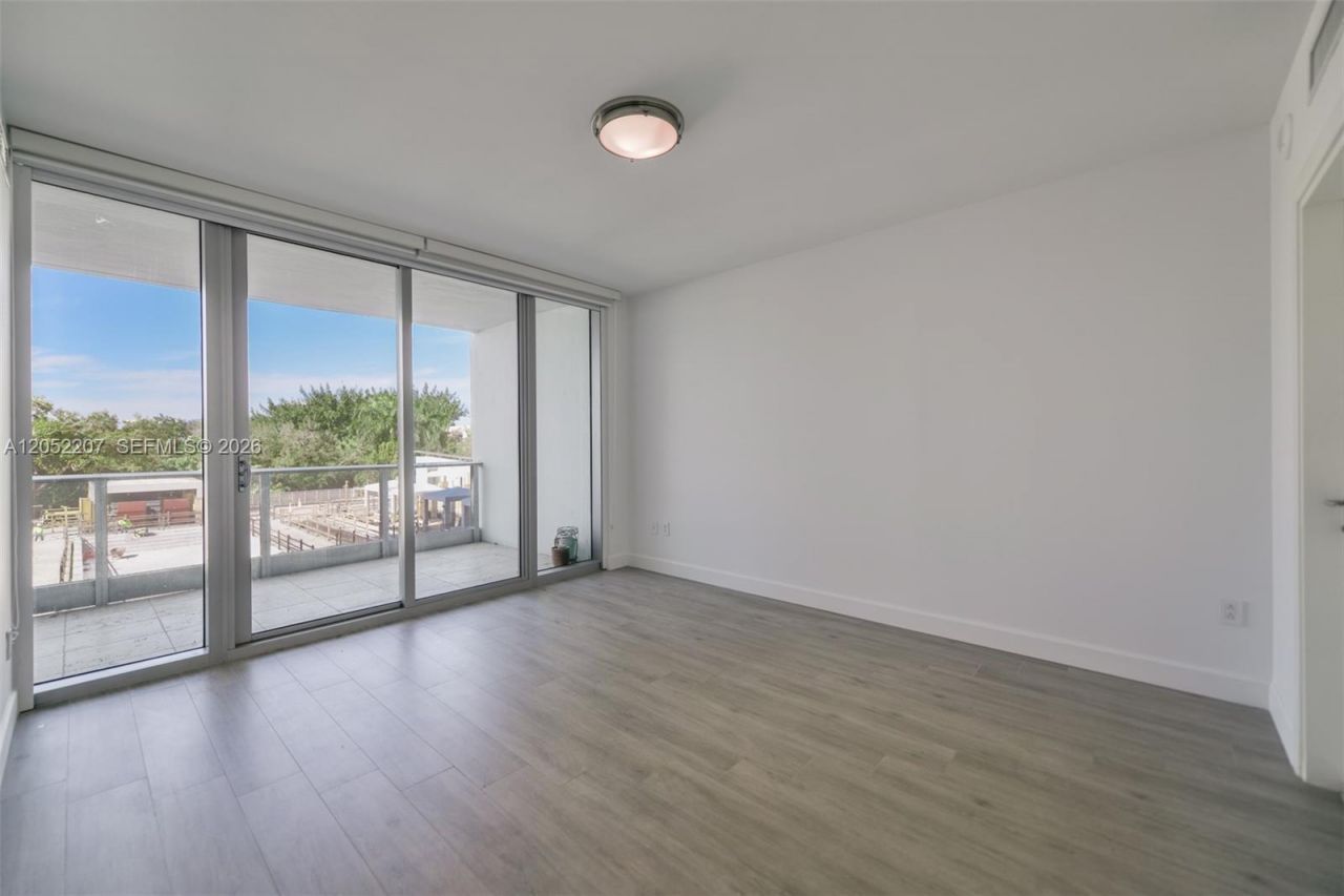 2627 S Bayshore Dr , Unit 604, Miami, FL 33133 Photo