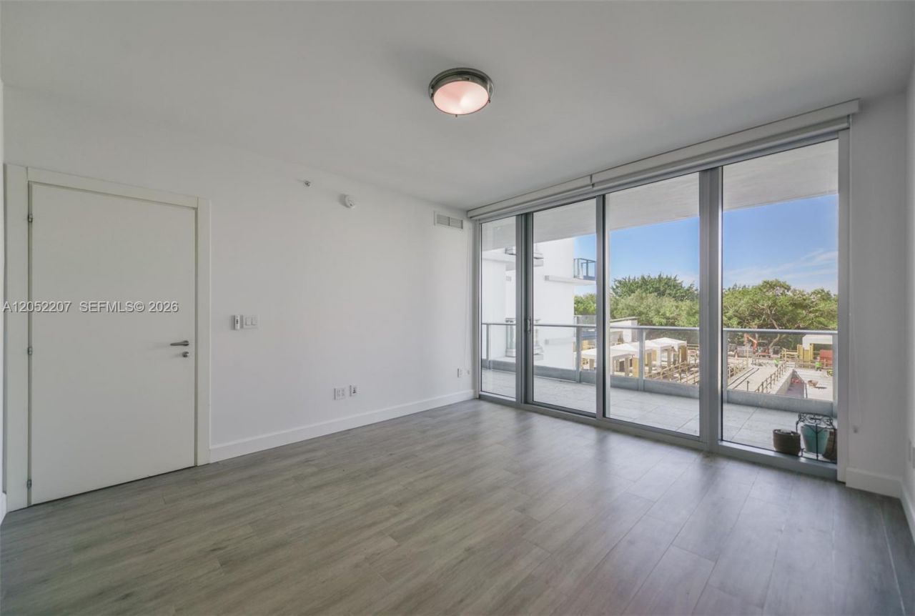 2627 S Bayshore Dr , Unit 604, Miami, FL 33133 Photo