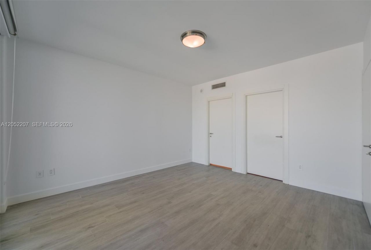 2627 S Bayshore Dr , Unit 604, Miami, FL 33133 Photo