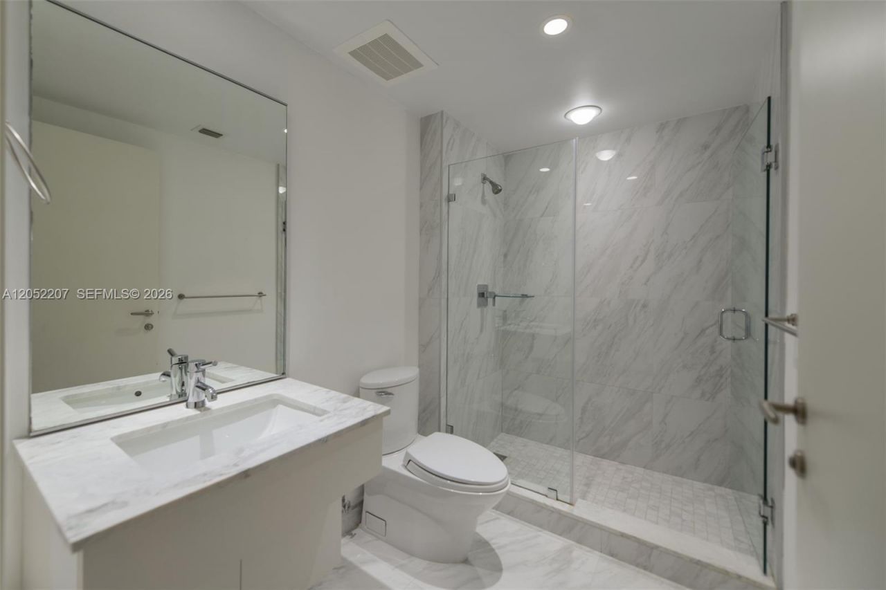 2627 S Bayshore Dr , Unit 604, Miami, FL 33133 Photo