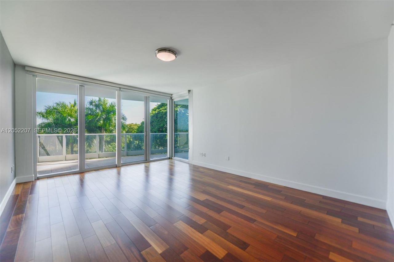 2627 S Bayshore Dr , Unit 604, Miami, FL 33133 Photo